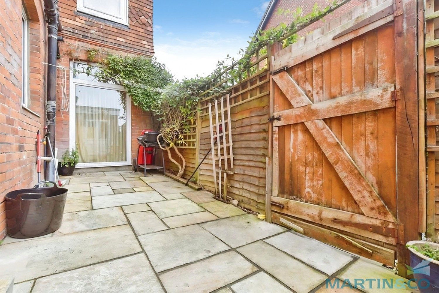 6 bedroom House for Letting Magazine Road, Ashford