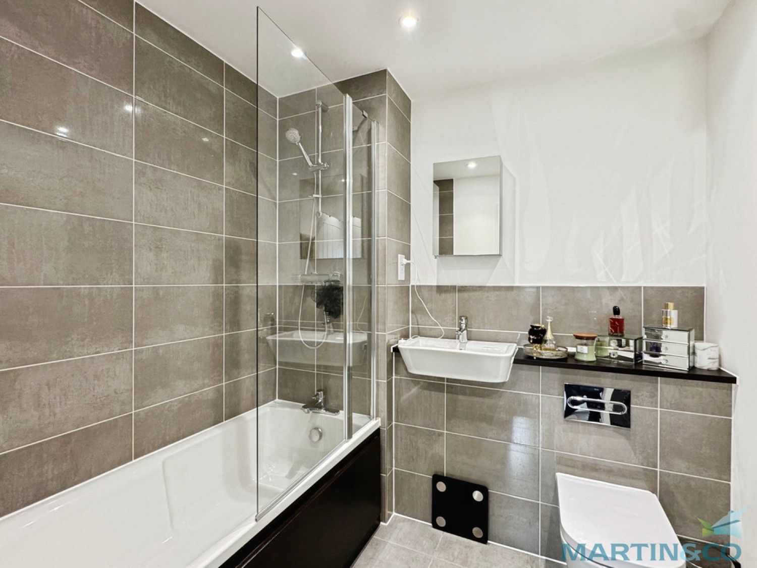 3 bedroom House for Letting Skipper Walk, Kennington , Ashford