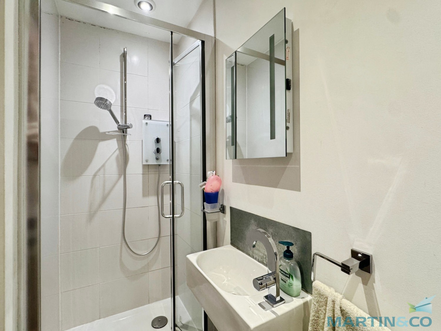 3 bedroom House for Letting James Street, Ashford