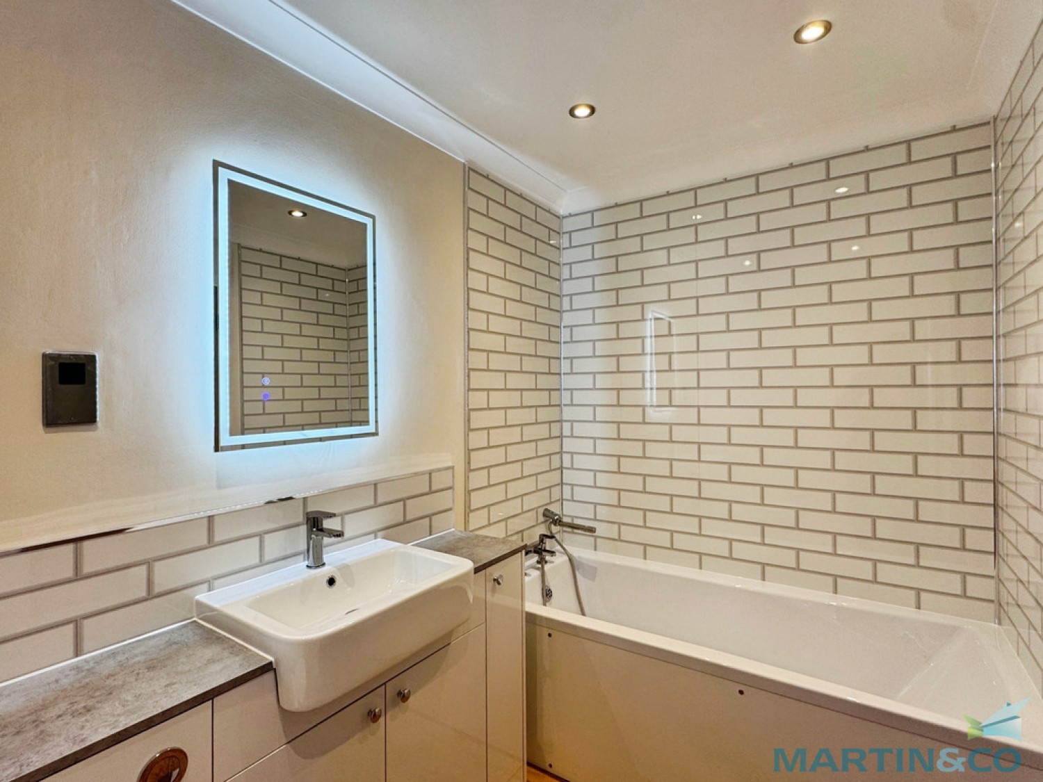 2 bedroom Bungalow for Letting The Close, Cockering Road, Canterbury