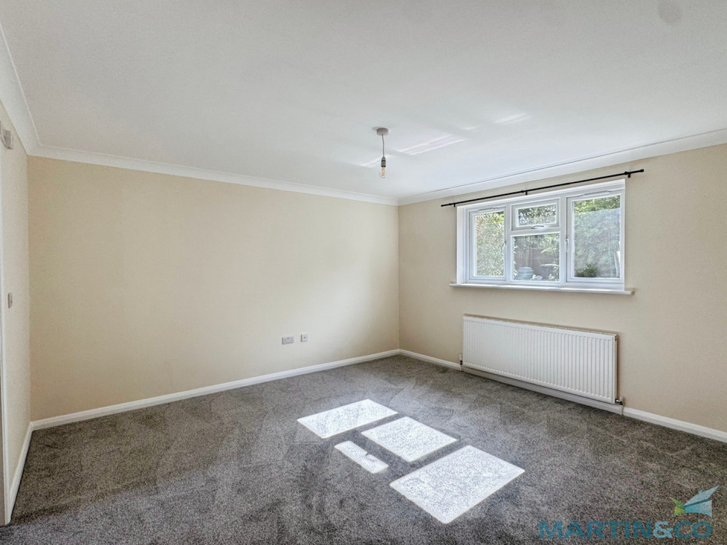 2 bedroom Bungalow for Letting The Close, Cockering Road, Canterbury