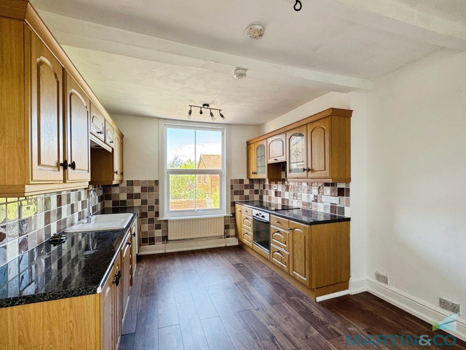 2 bedroom Flat for Letting The Street, Appledore, Ashford