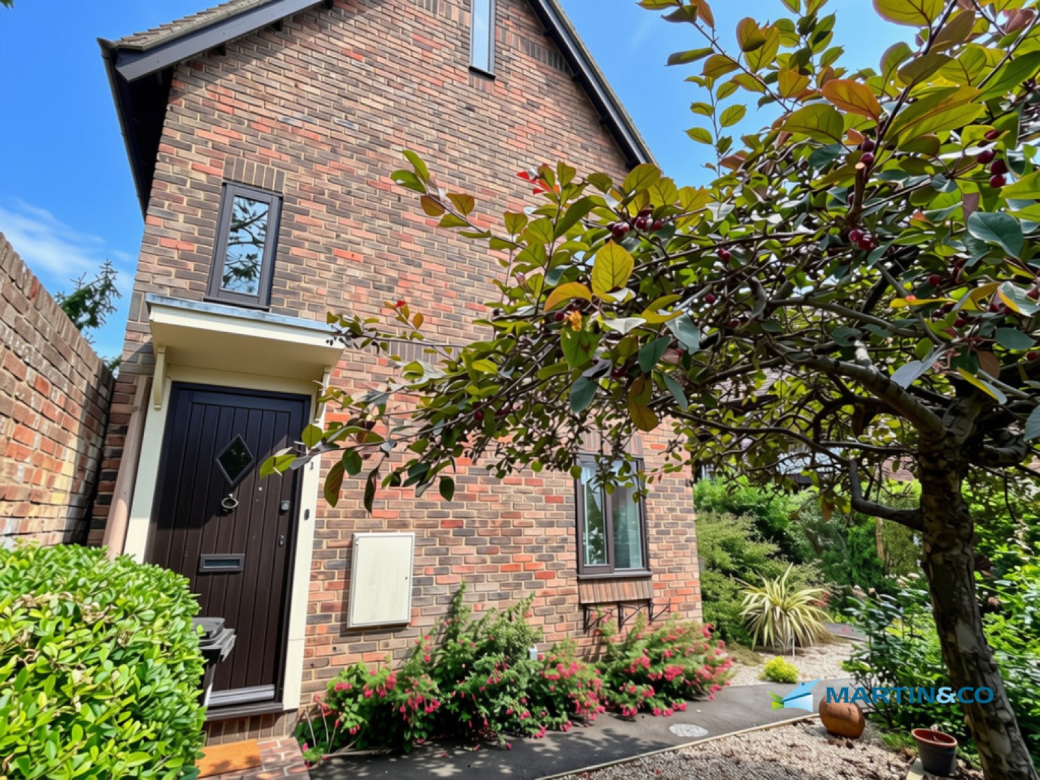 2 bedroom House for Letting Pilgrims Court, Charing