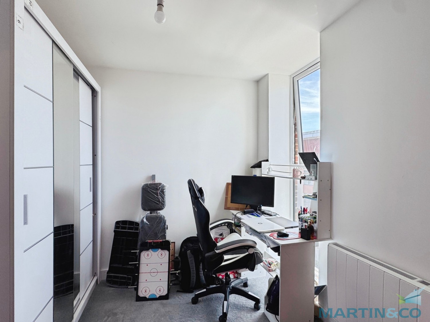 2 bedroom Flat for Letting Market Quarter, Ashford