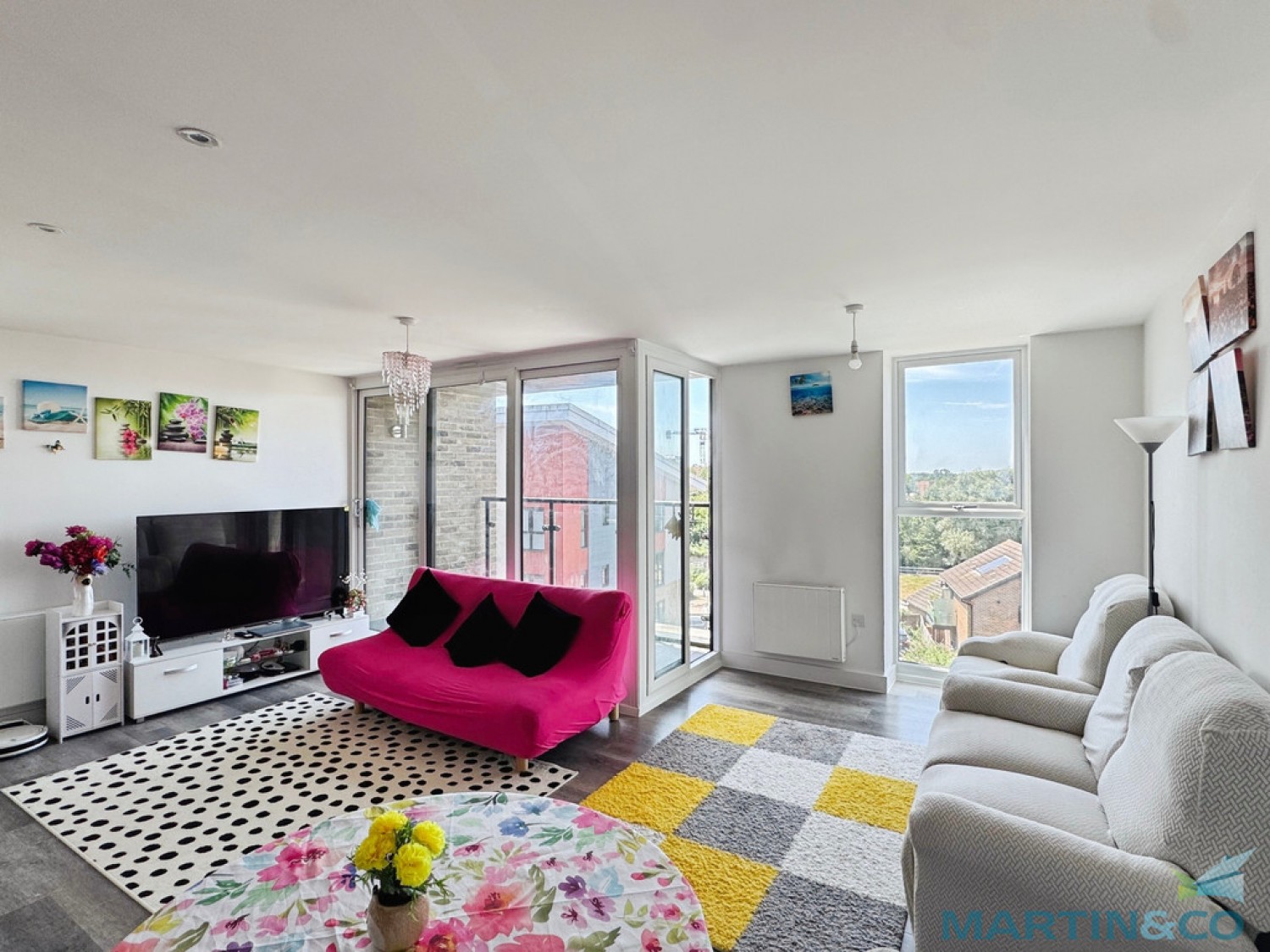 2 bedroom Flat for Letting Market Quarter, Ashford