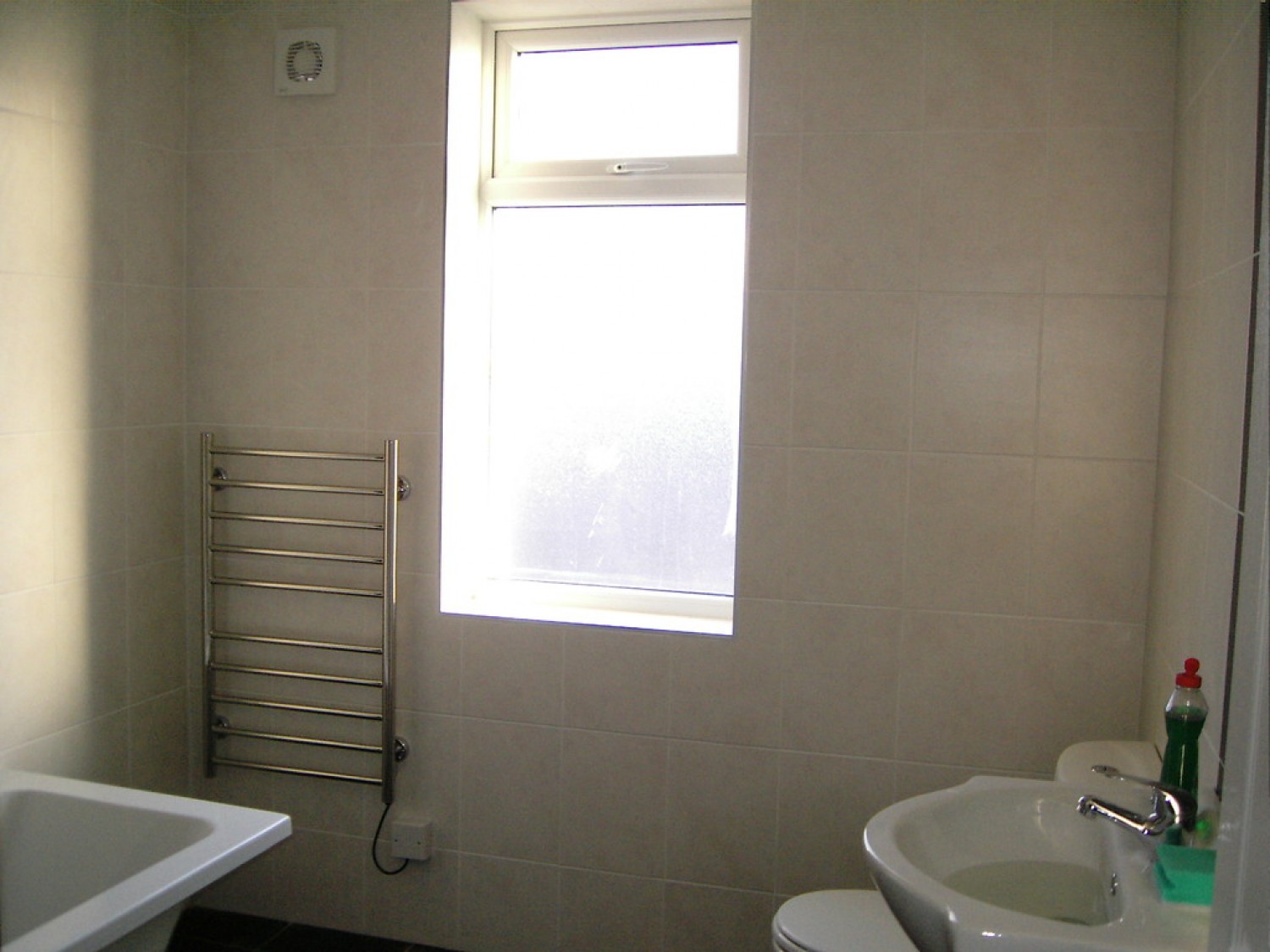 3 bedroom Flat in Hoylake Road, Moreton