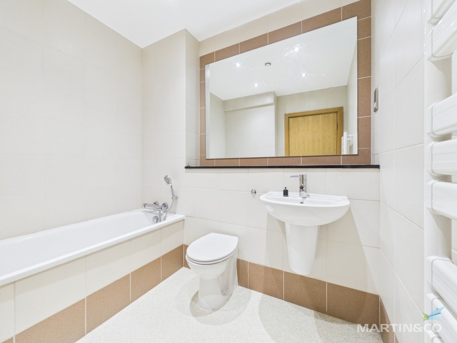 2 bedroom Flat in East Float Quay, Dock Road , Birkenhead