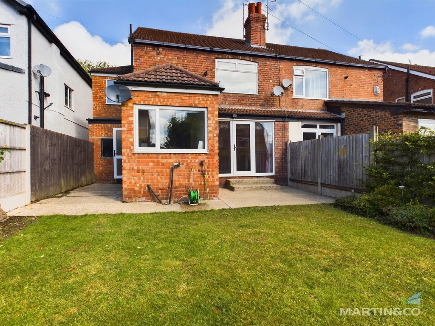 Kings Lane , Bebington