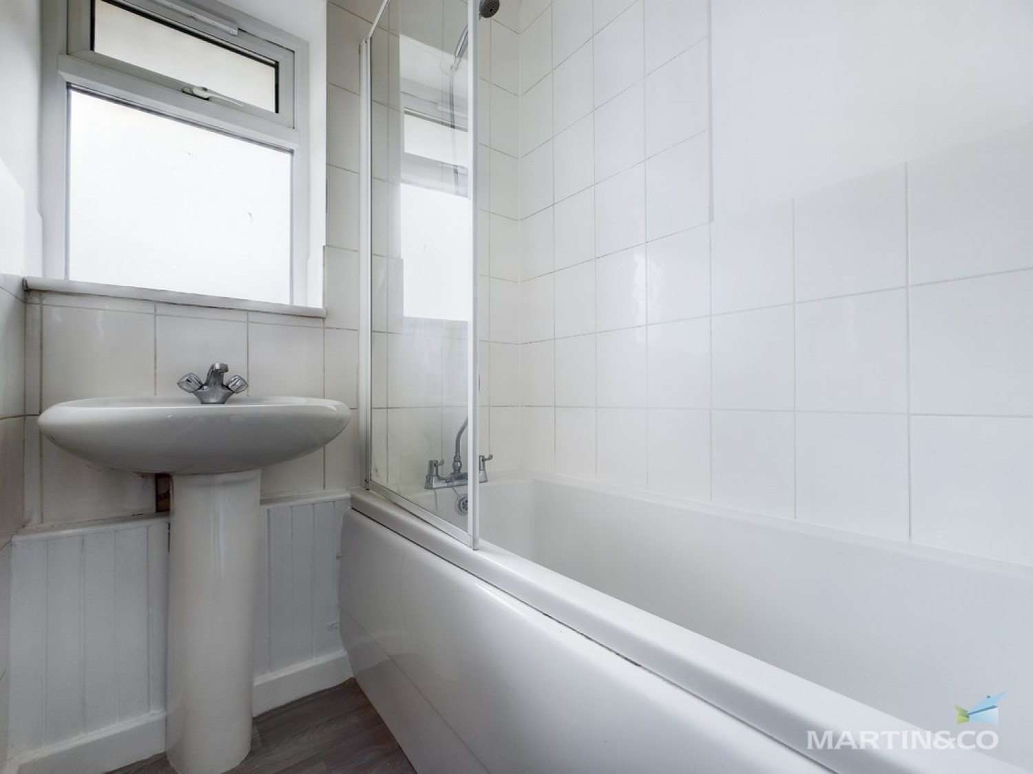 2 bedroom Flat for Letting Pasture Road, Moreton, Wirral