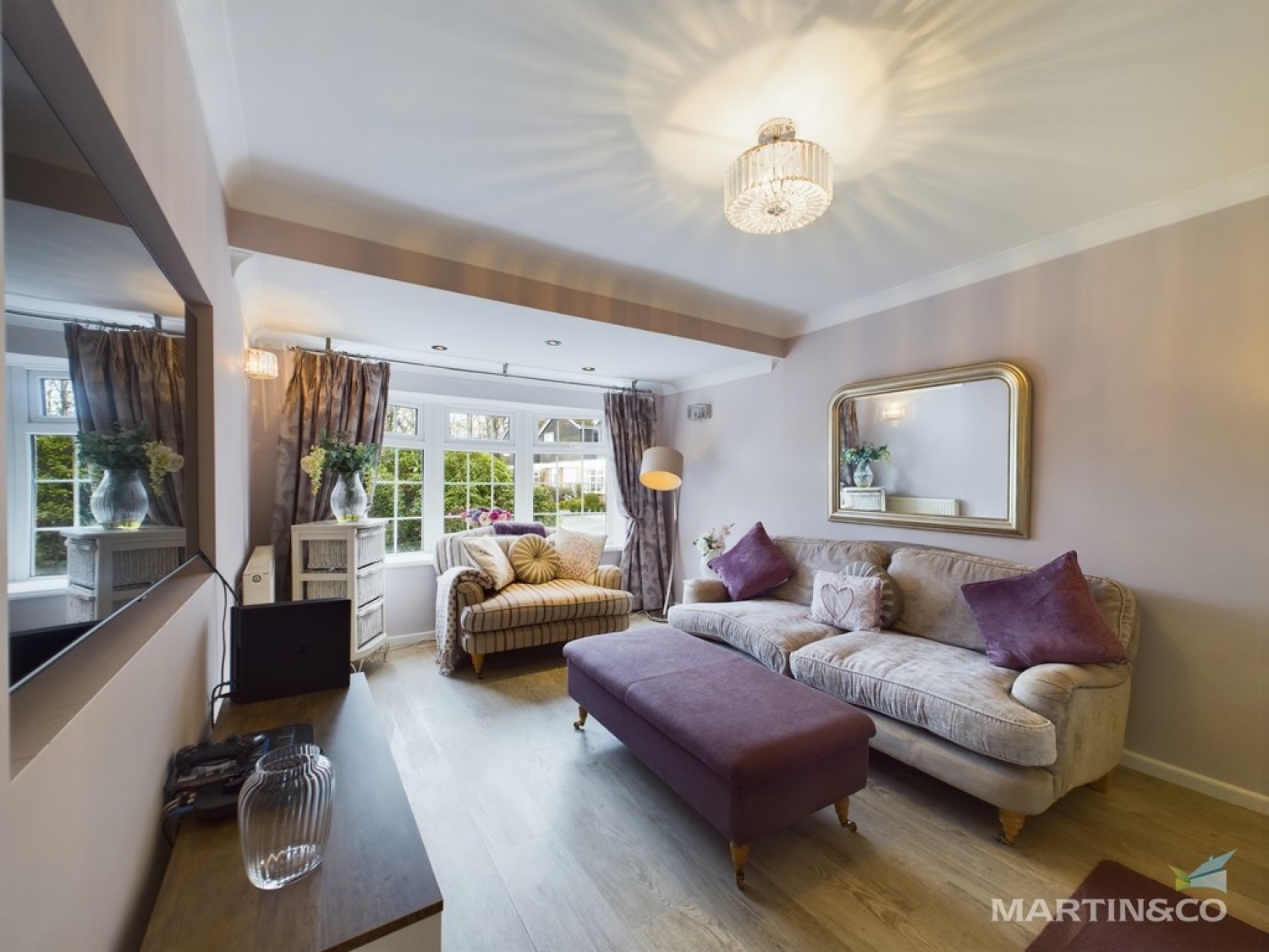 Sealy Close , Spital