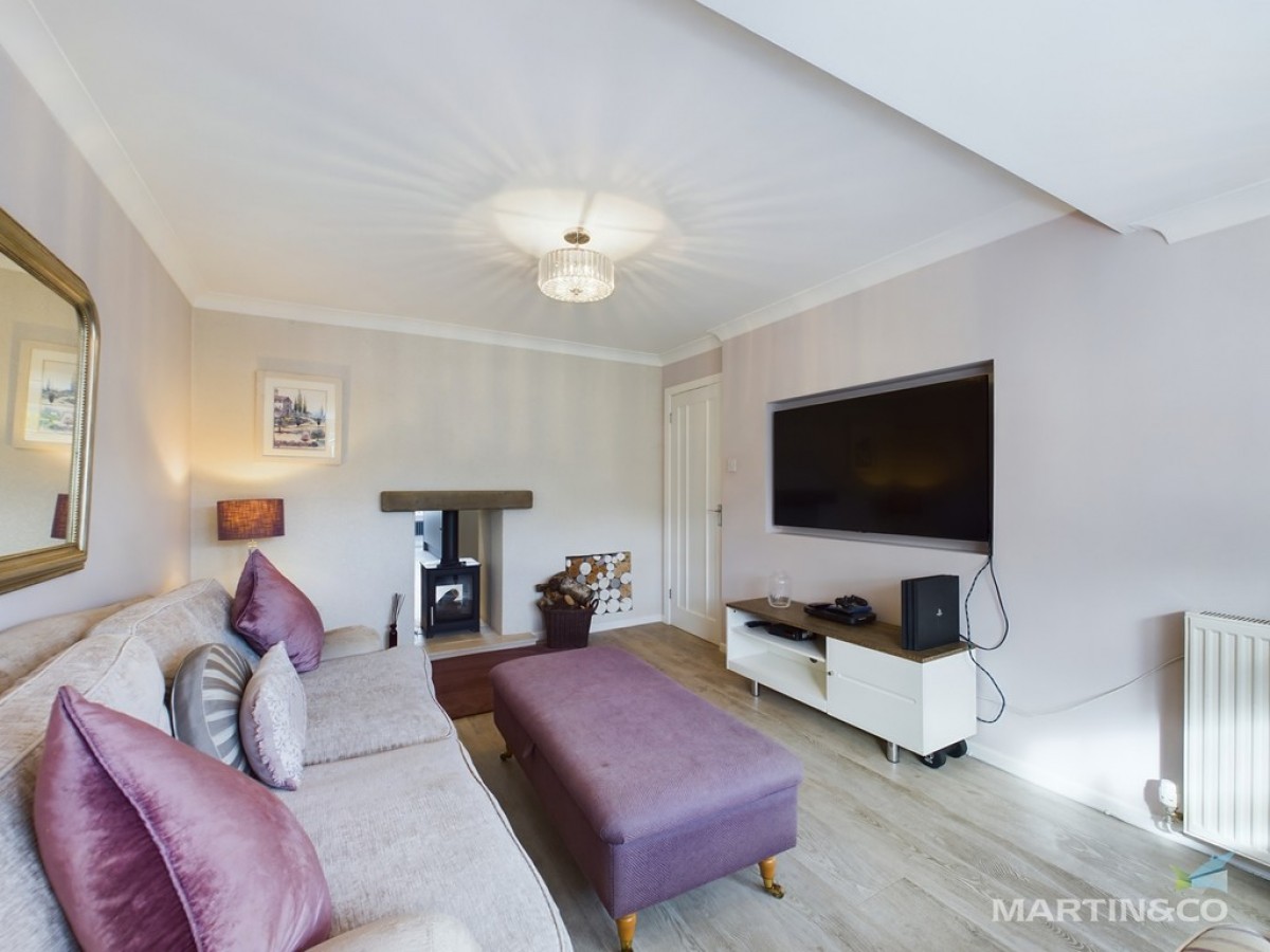 Sealy Close , Spital