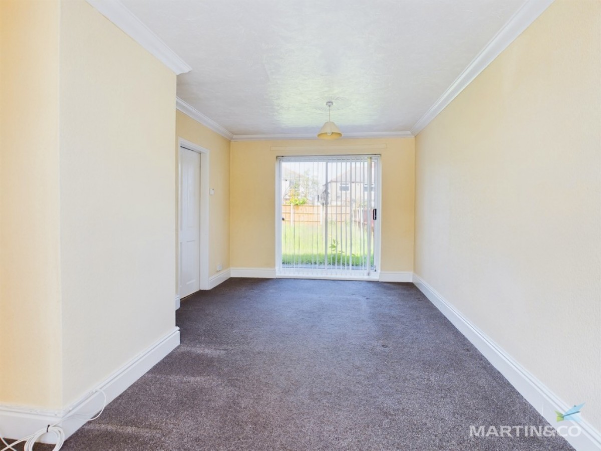 Cedar Avenue, Little Sutton