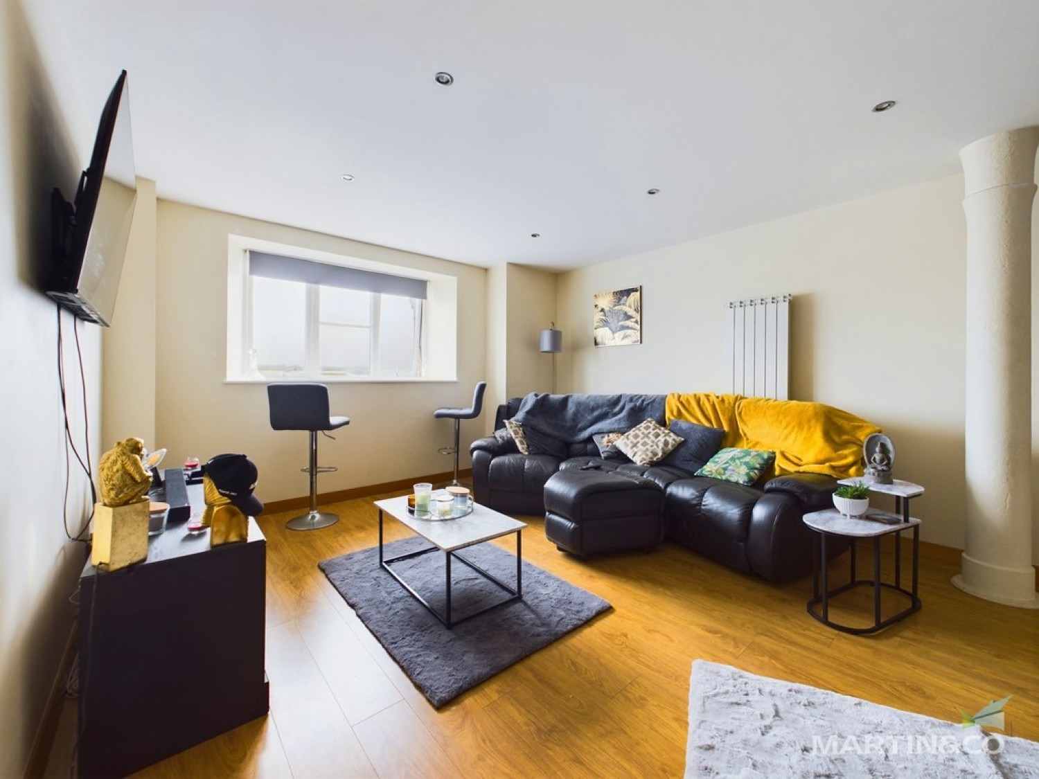 2 bedroom Flat for Sale East Float Quay, Dock Road