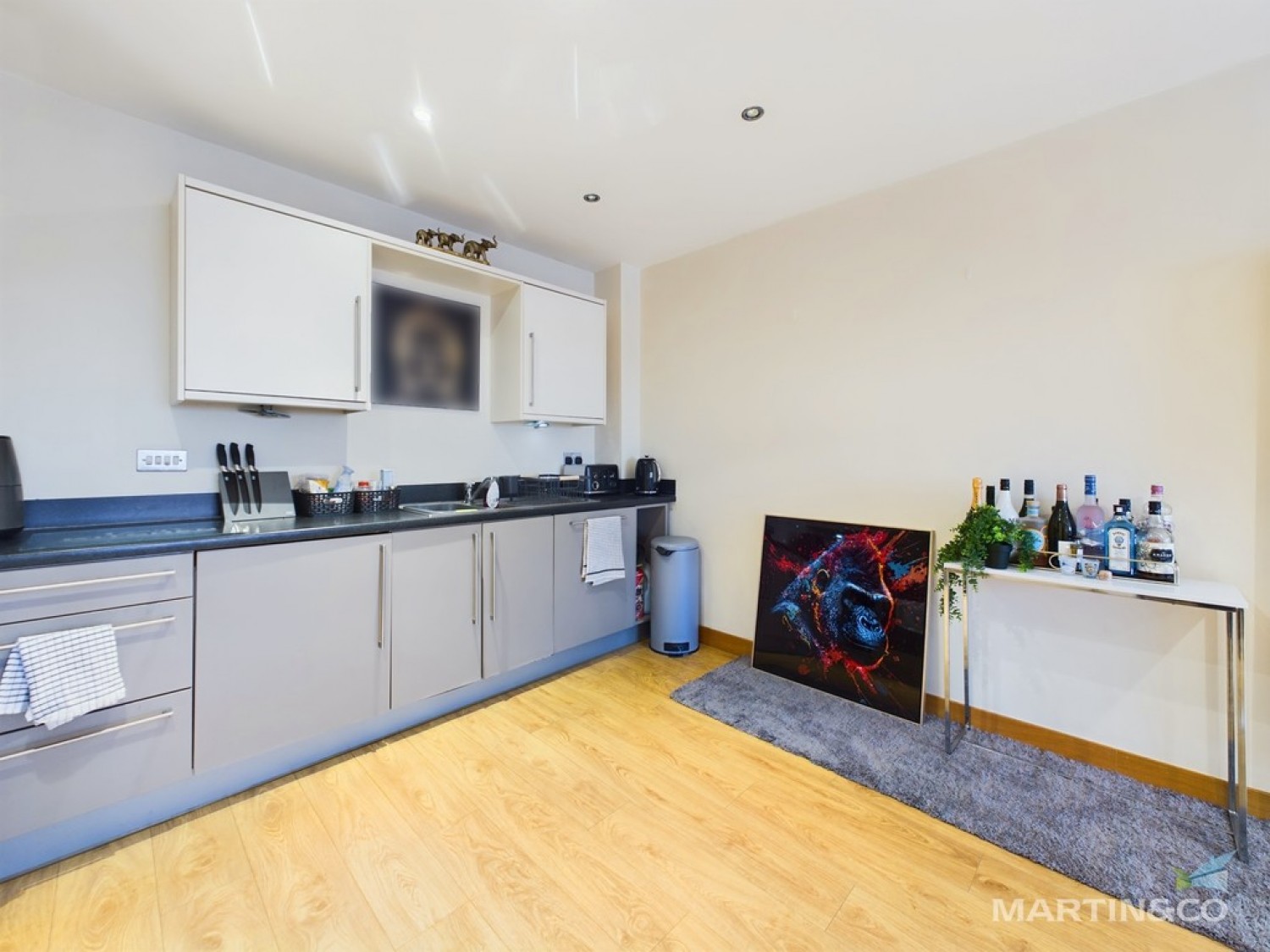 2 bedroom Flat for Sale East Float Quay, Dock Road