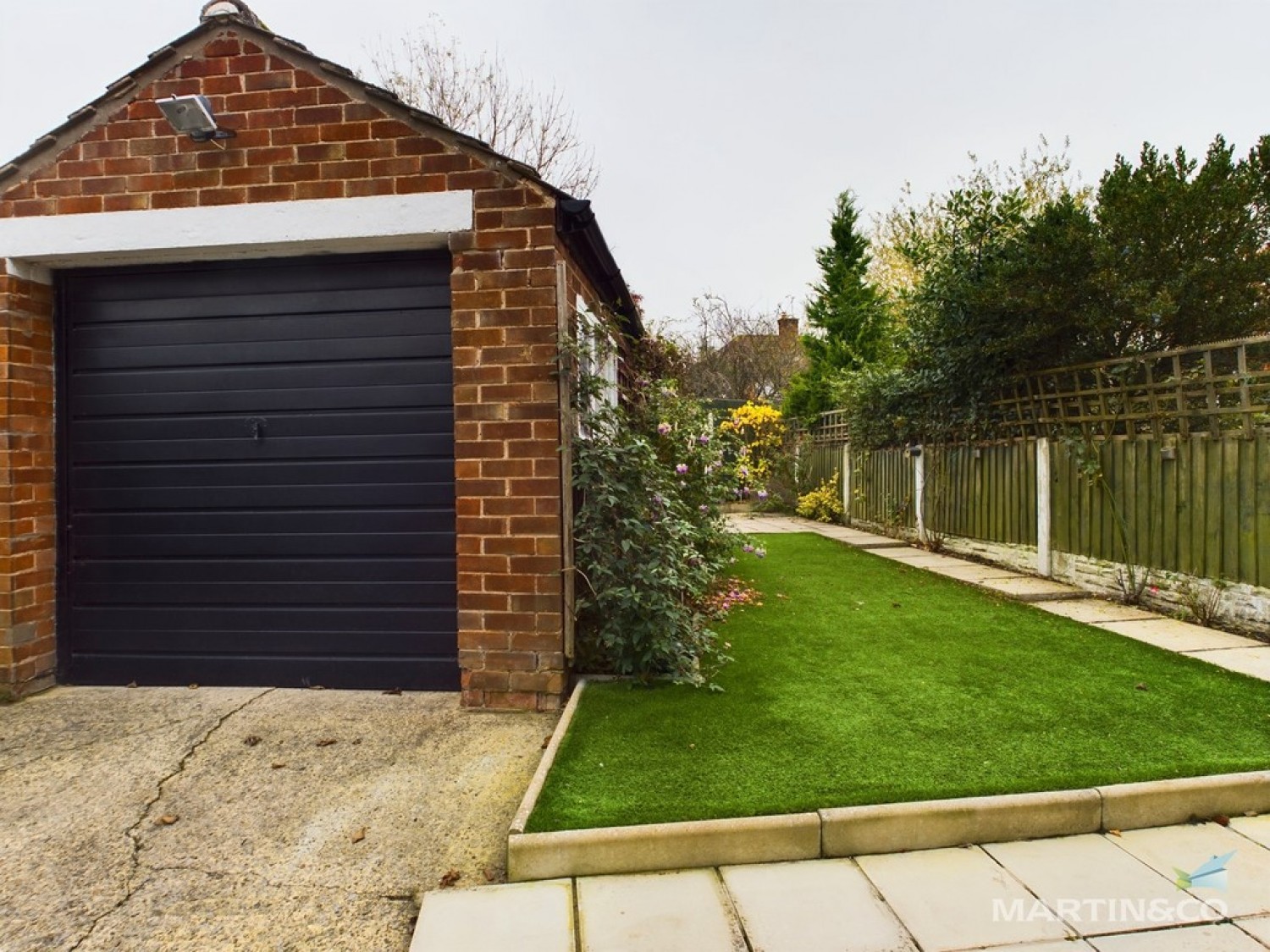 Richmond Close , Bebington