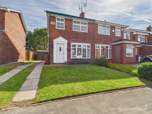 Broadstone Drive, Spital