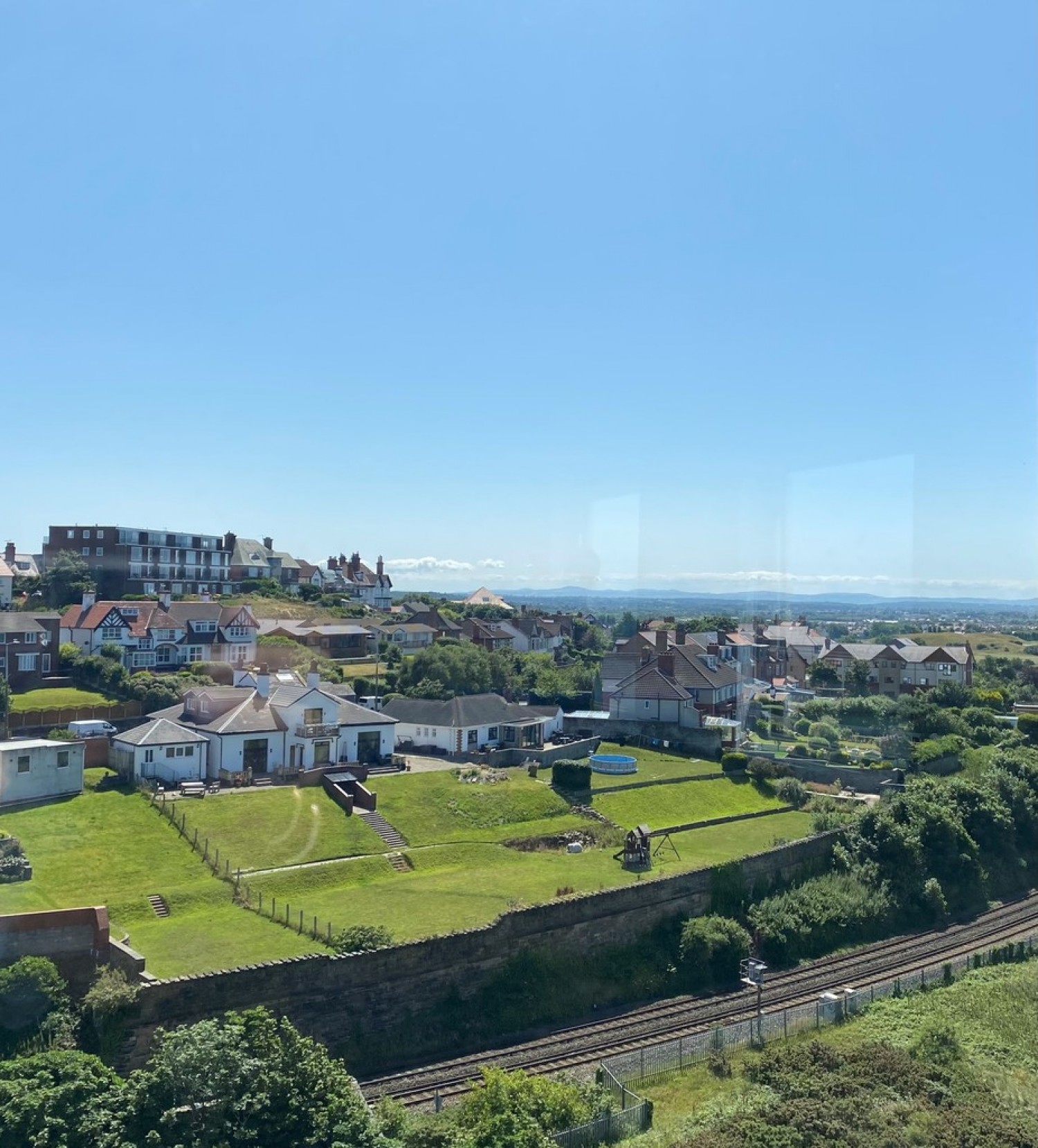 2 bedroom Flat for Letting The Cliff , Wallasey