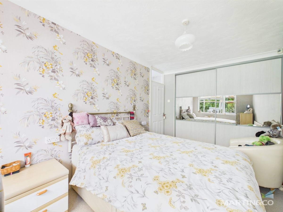 Rothesay Dr, Eastham, Wirral