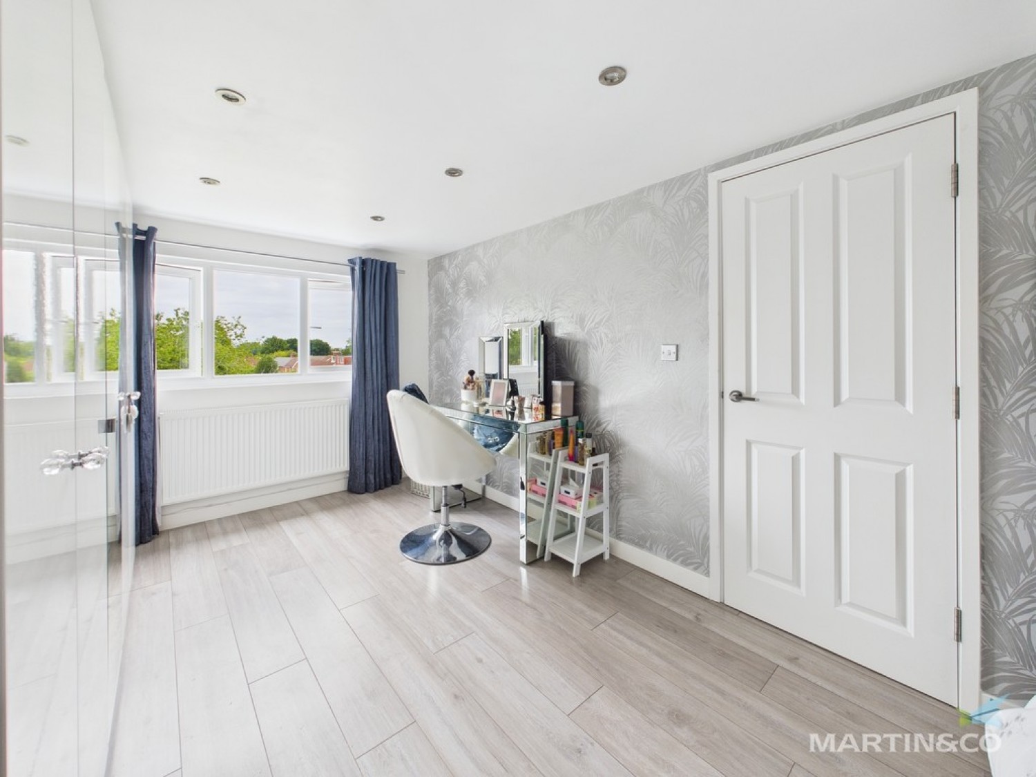 Heath Rd, Bebington