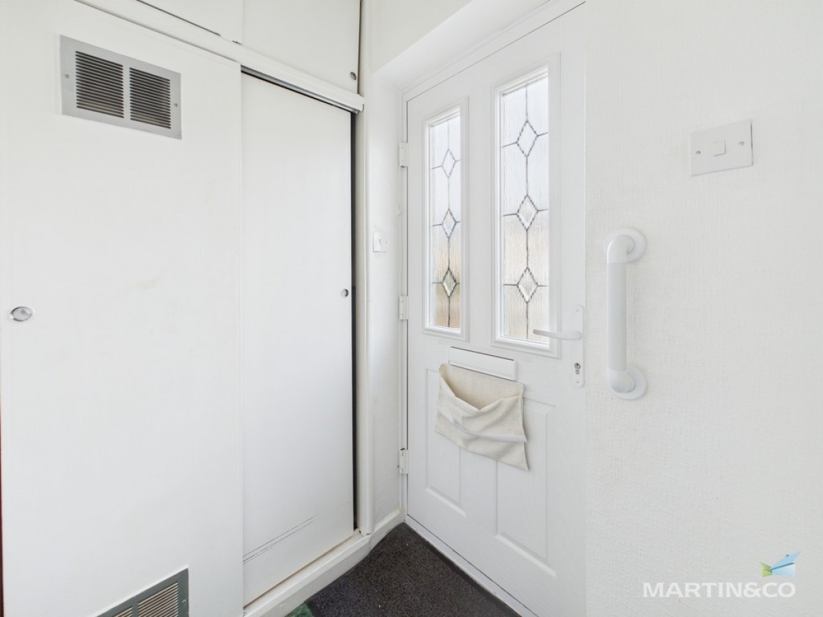Sunningdale , Bromborough, Wirral