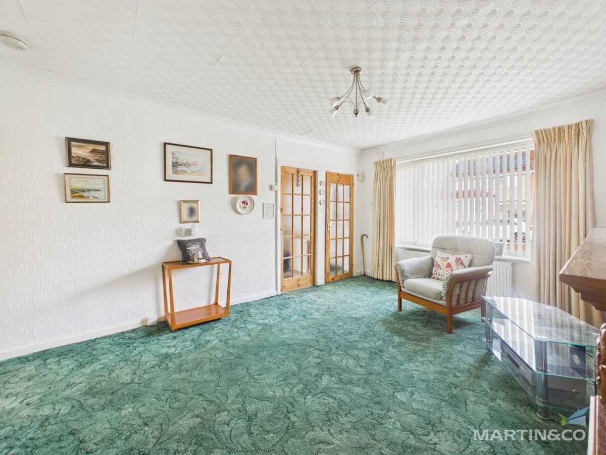 Sunningdale , Bromborough, Wirral