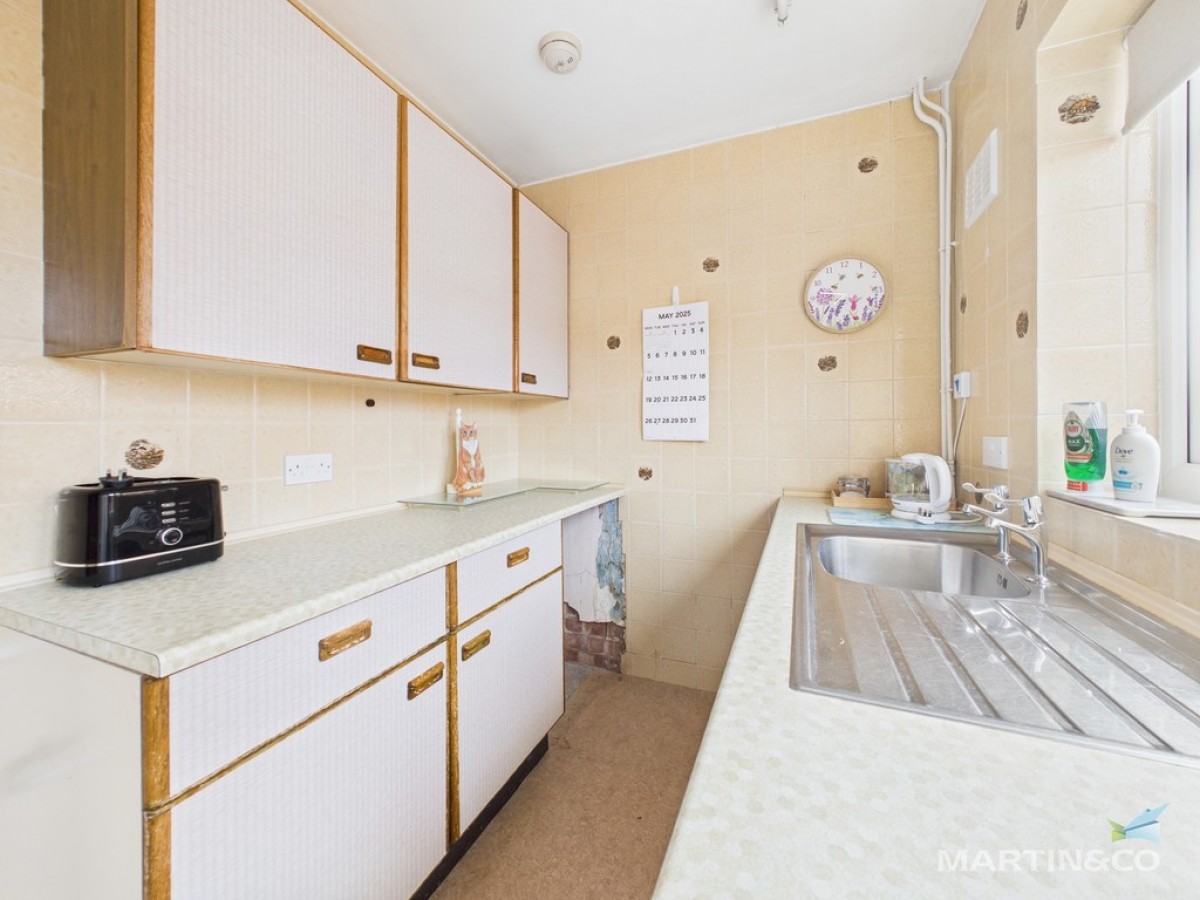 Sunningdale , Bromborough, Wirral
