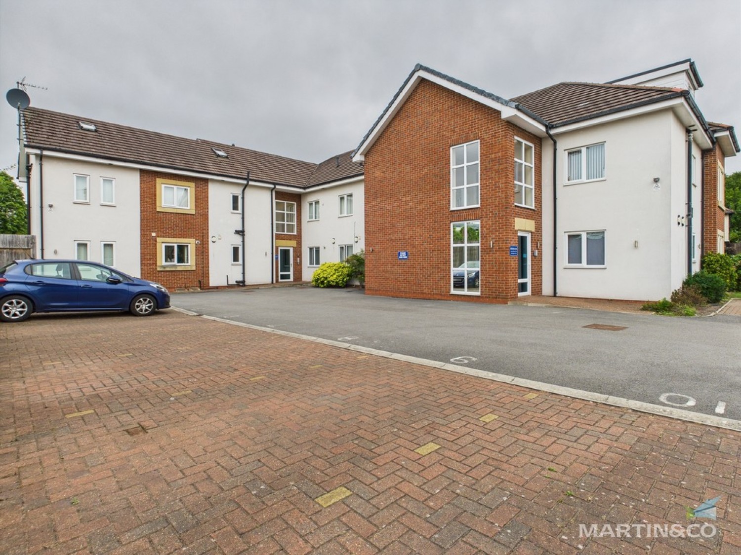 beresford court, bebington