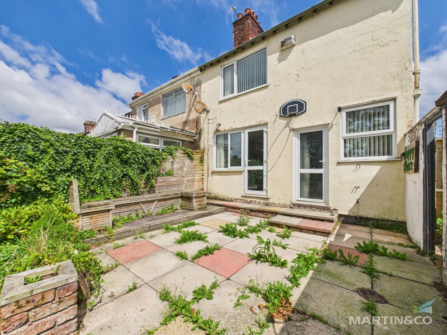 Townfield Lane, Bebington