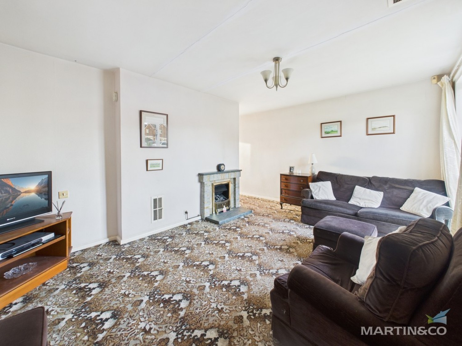 3 bedroom House in Chorley Way, Spital, Wirral