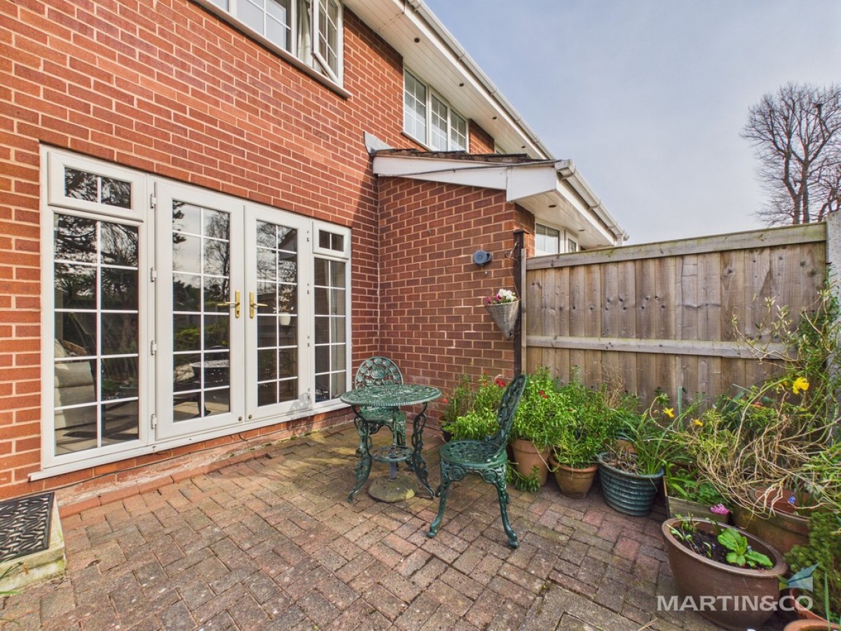 Summerfield, Bromborough, Wirral