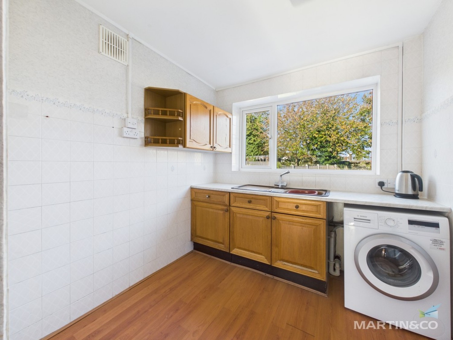 3 bedroom House in Village Rd, Bebington, Wirral