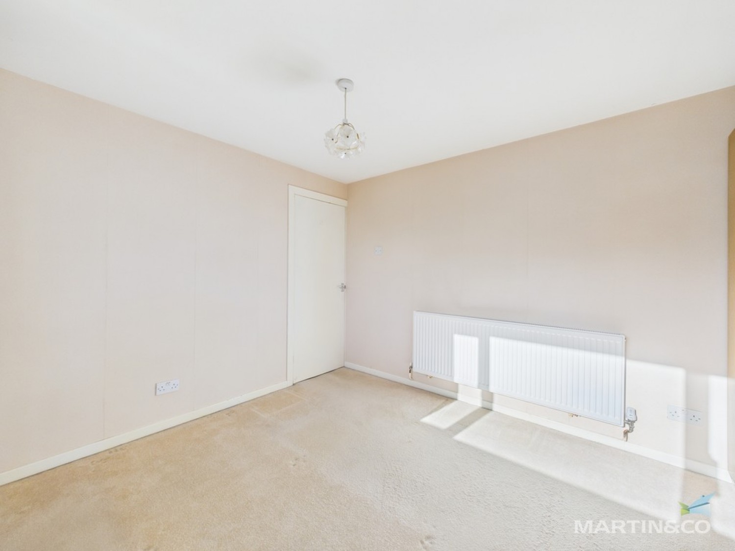 3 bedroom House in Village Rd, Bebington, Wirral