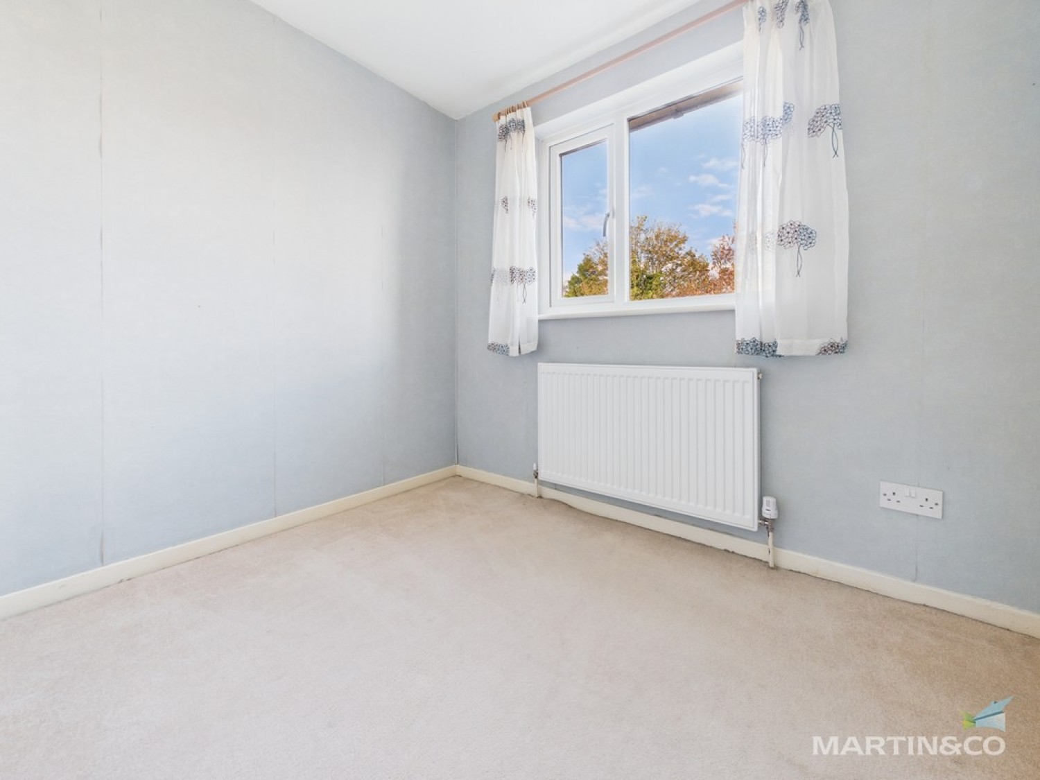 3 bedroom House in Village Rd, Bebington, Wirral