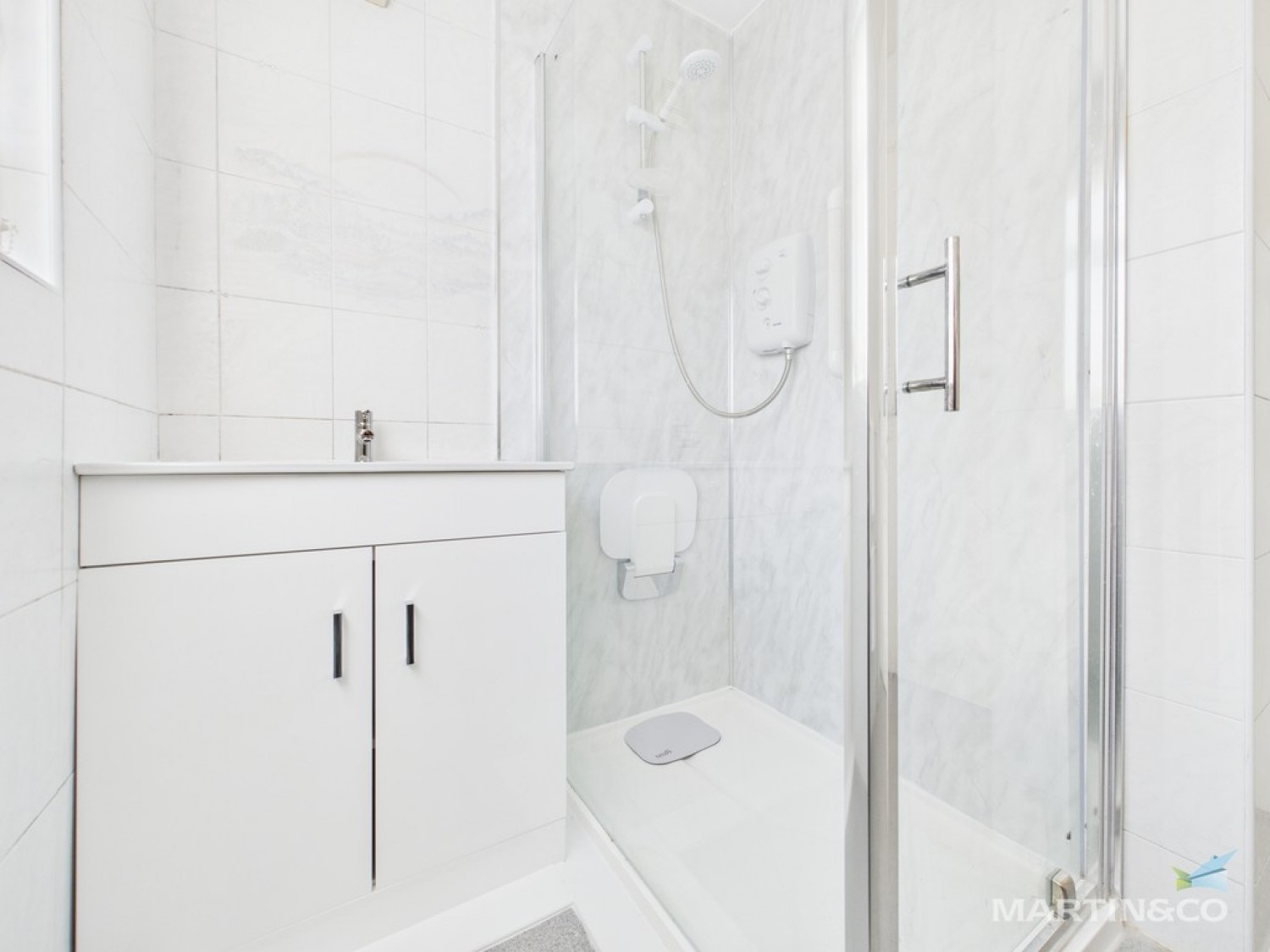 3 bedroom House in Village Rd, Bebington, Wirral