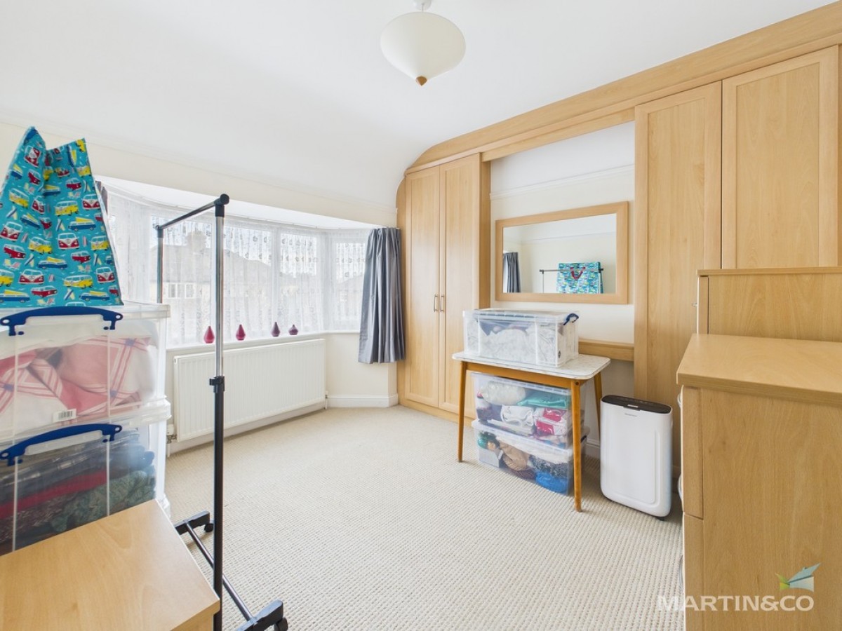 Parkfield Road, Bebington