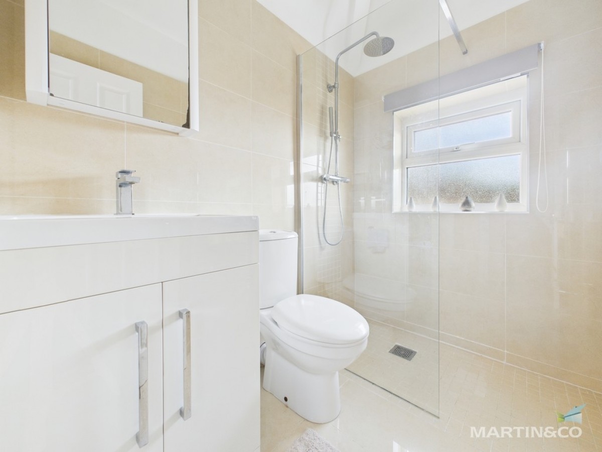 Parkfield Road, Bebington