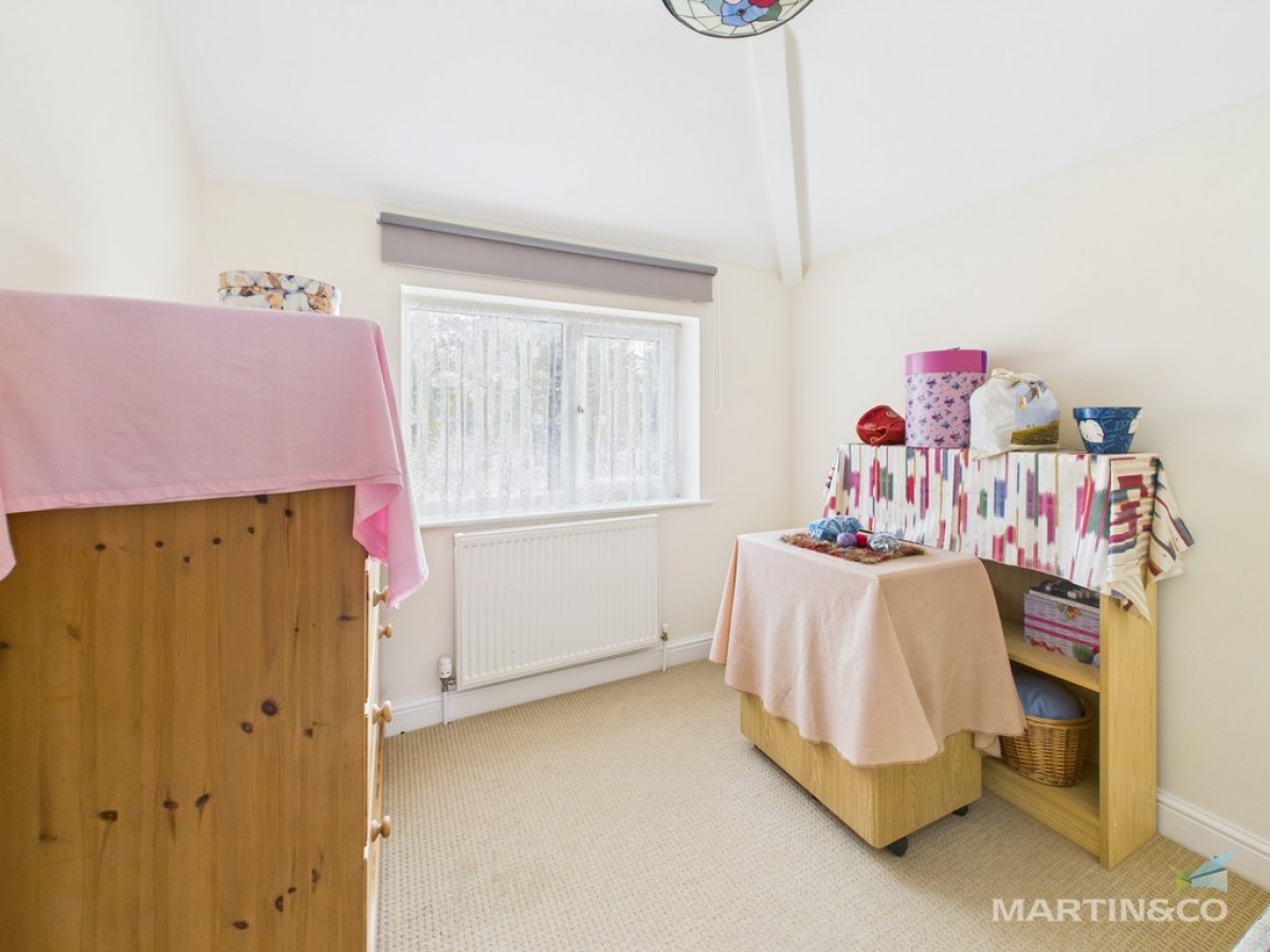 Parkfield Road, Bebington