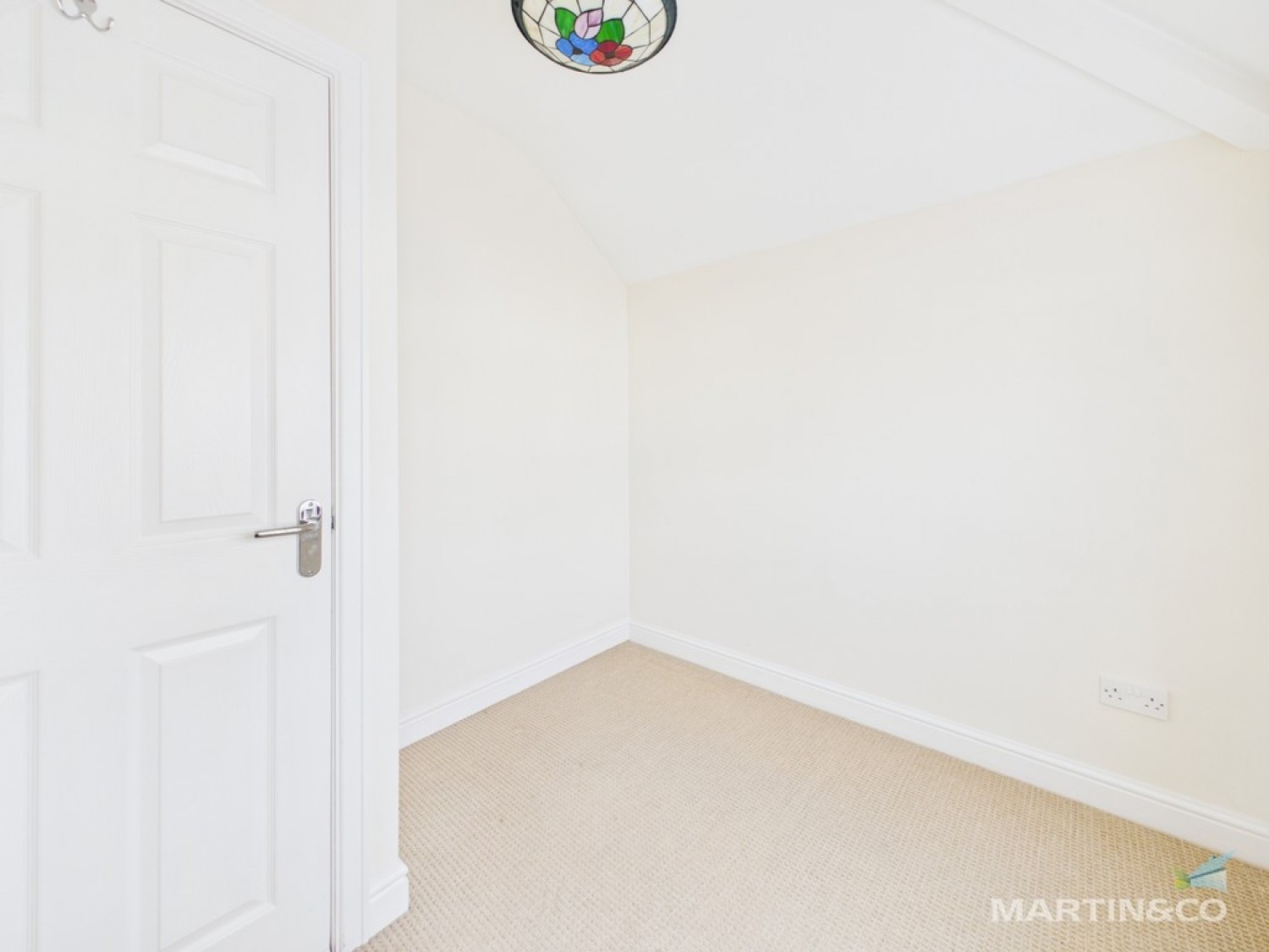 4 bedroom House for Sale Parkfield Road, Bebington