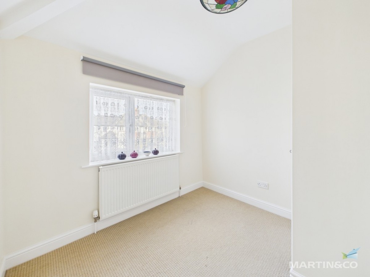 Parkfield Road, Bebington