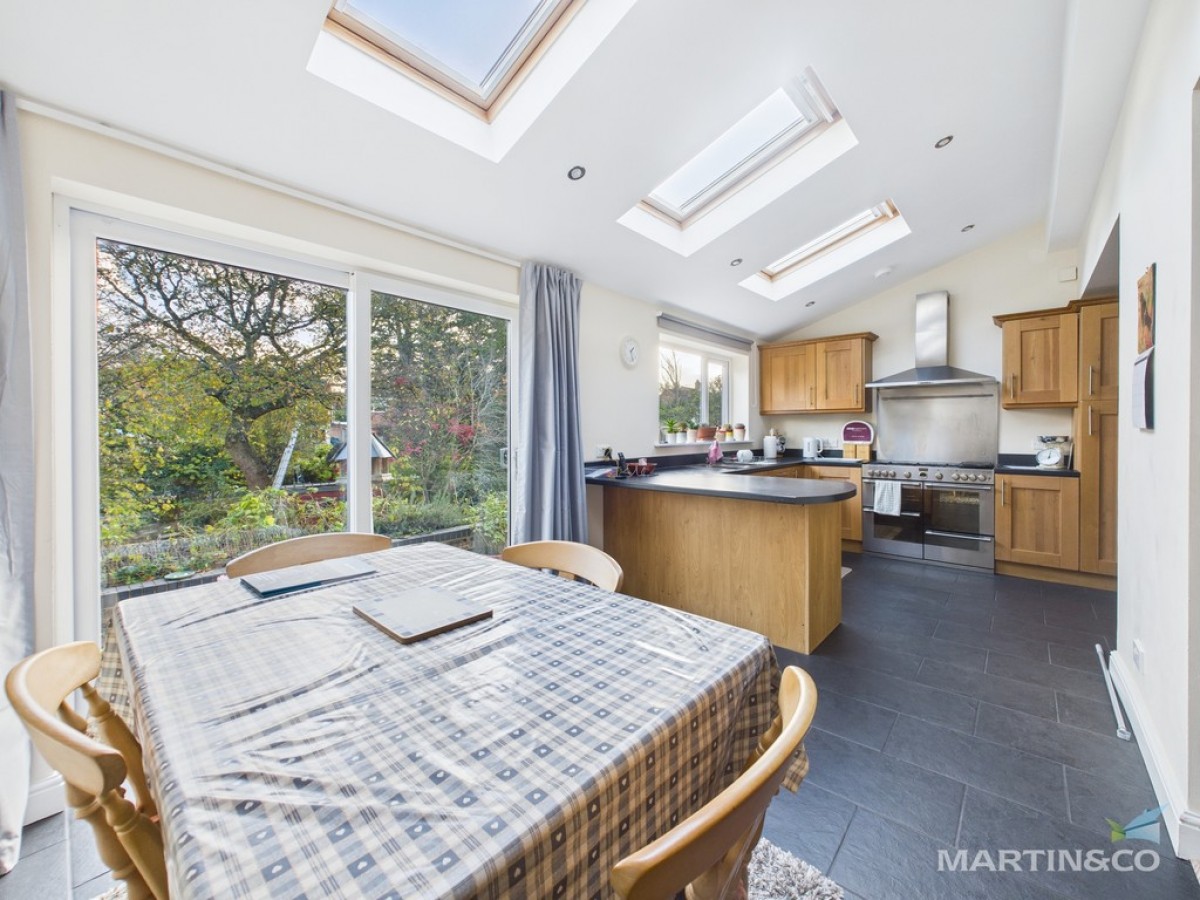 Parkfield Road, Bebington