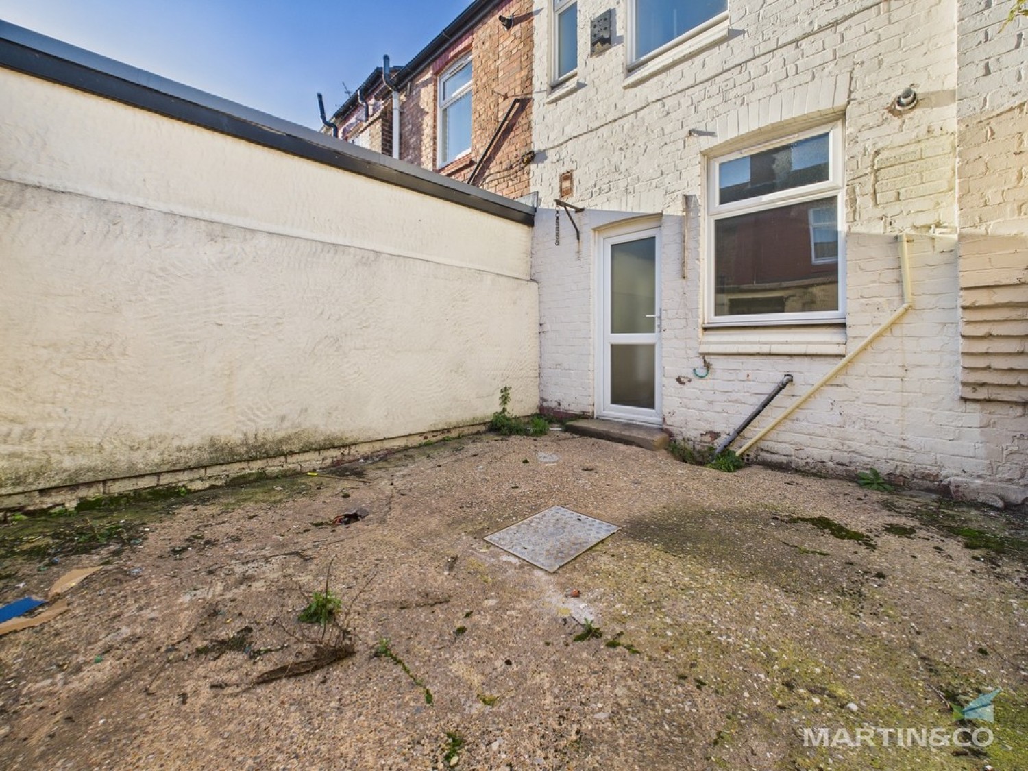2 bedroom House in Falkland Street, Birkenhead