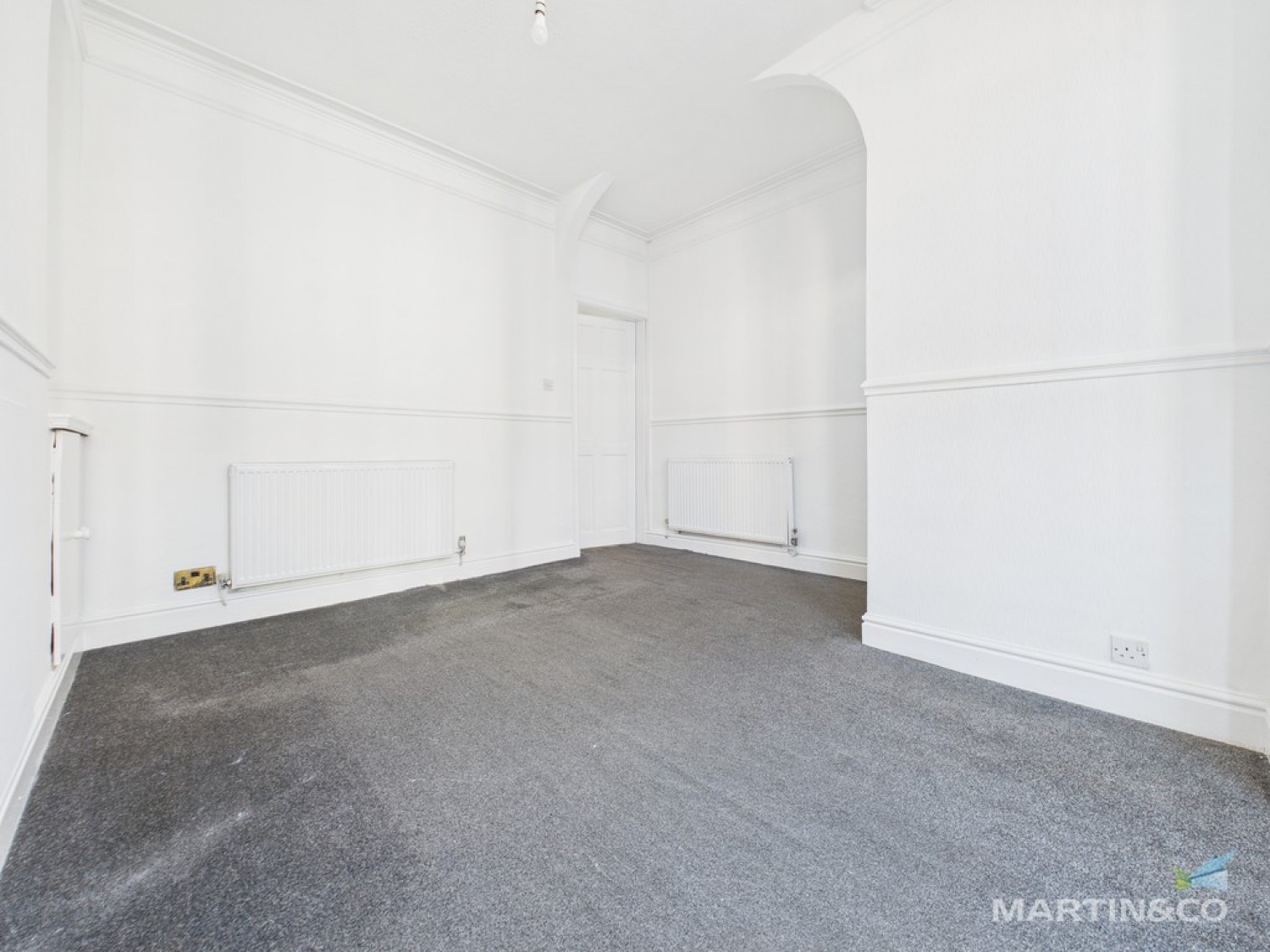 2 bedroom House in Falkland Street, Birkenhead