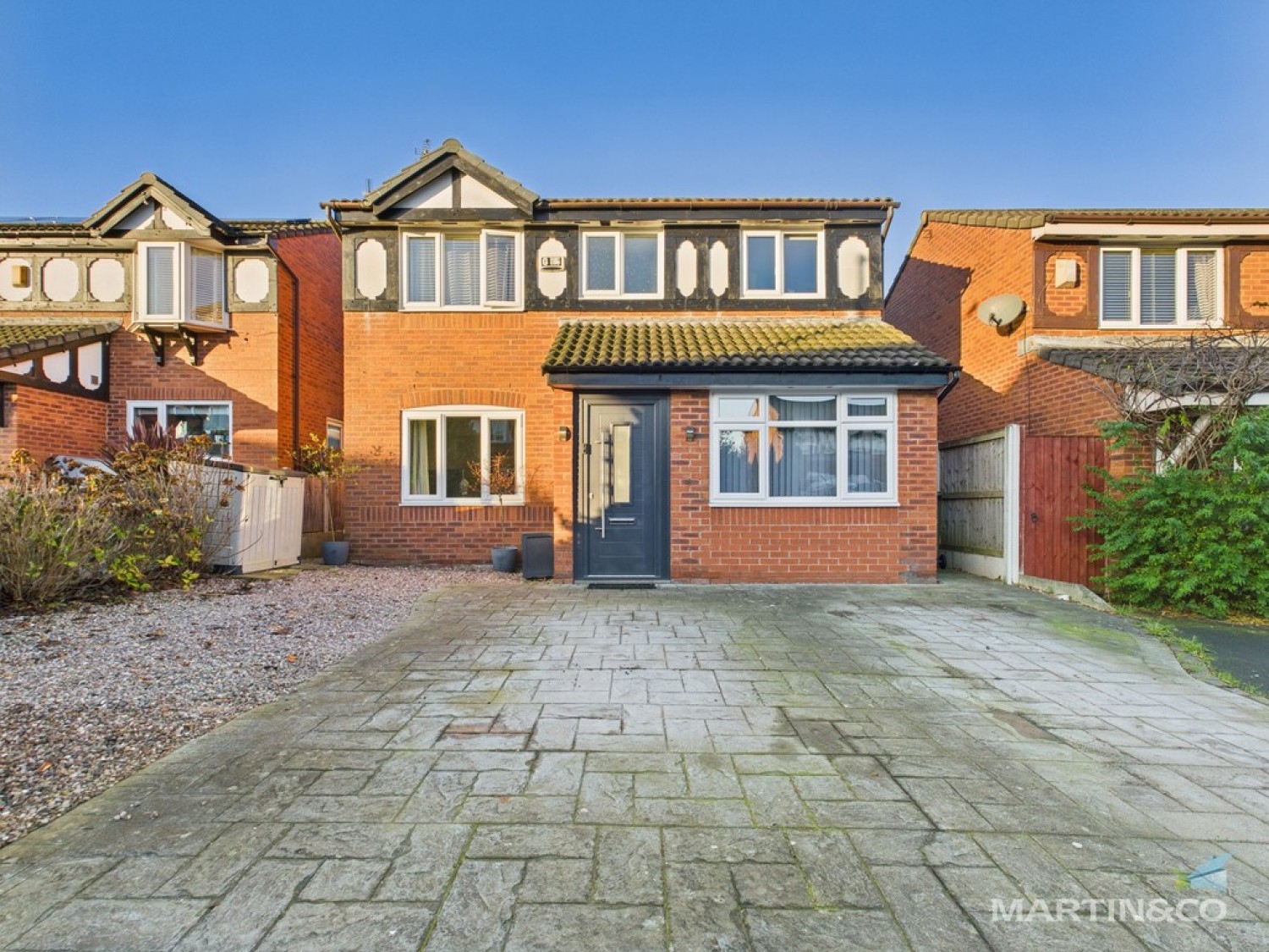 4 bedroom House in Hawksmore Close, Saughall Massie