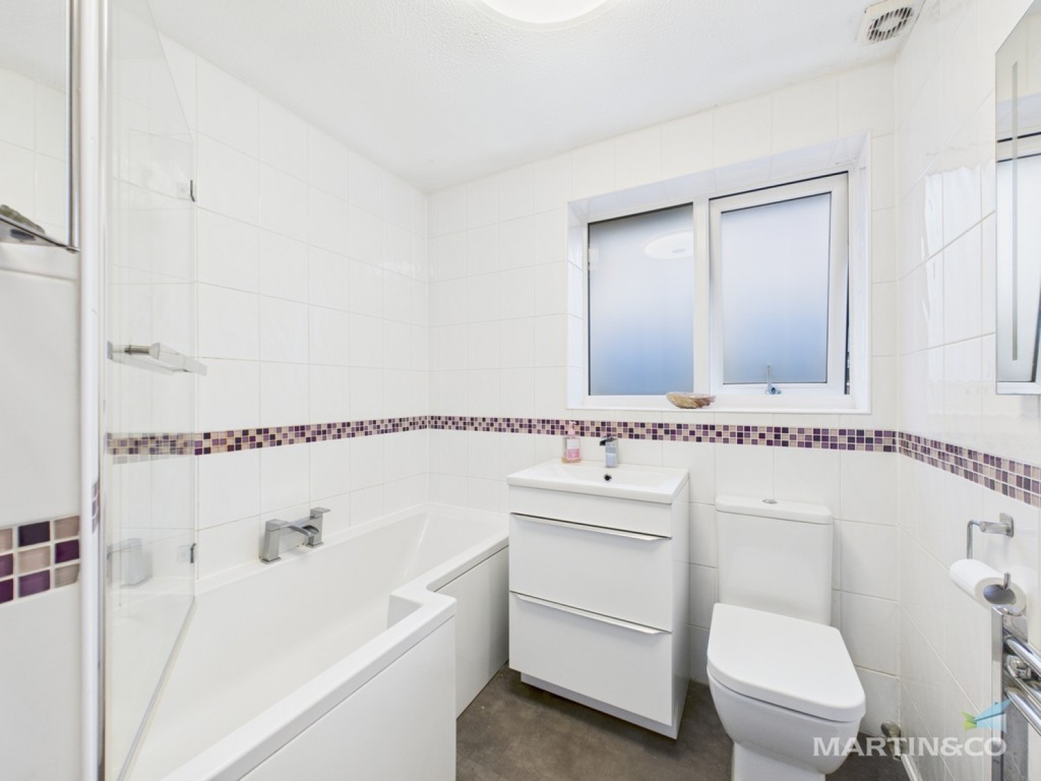 4 bedroom House in Hawksmore Close, Saughall Massie