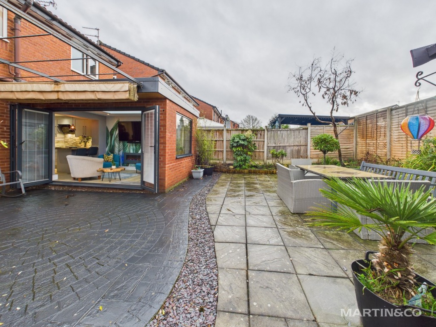 4 bedroom House in Hawksmore Close, Saughall Massie