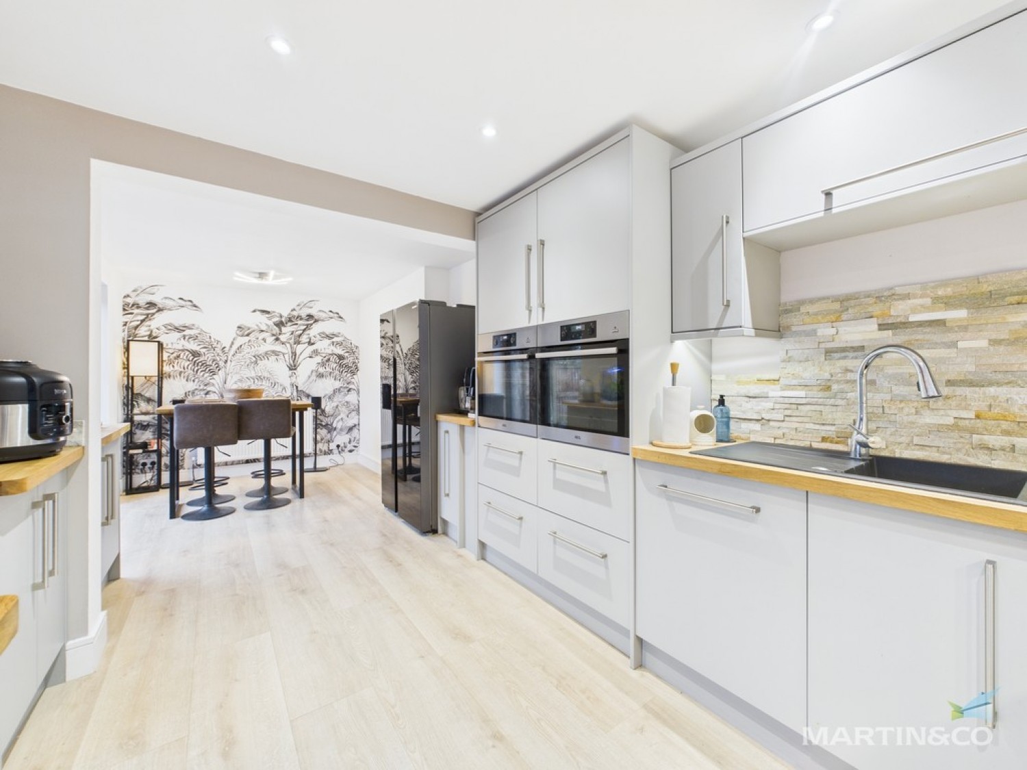 4 bedroom House in Hawksmore Close, Saughall Massie