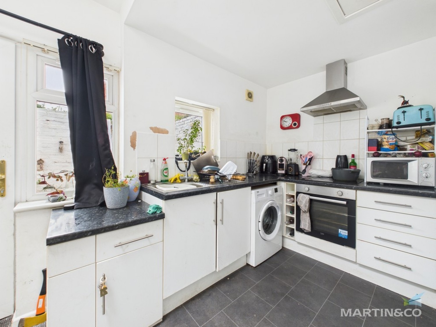 3 bedroom Flat for Auction Old Chester Road, Rock Ferry