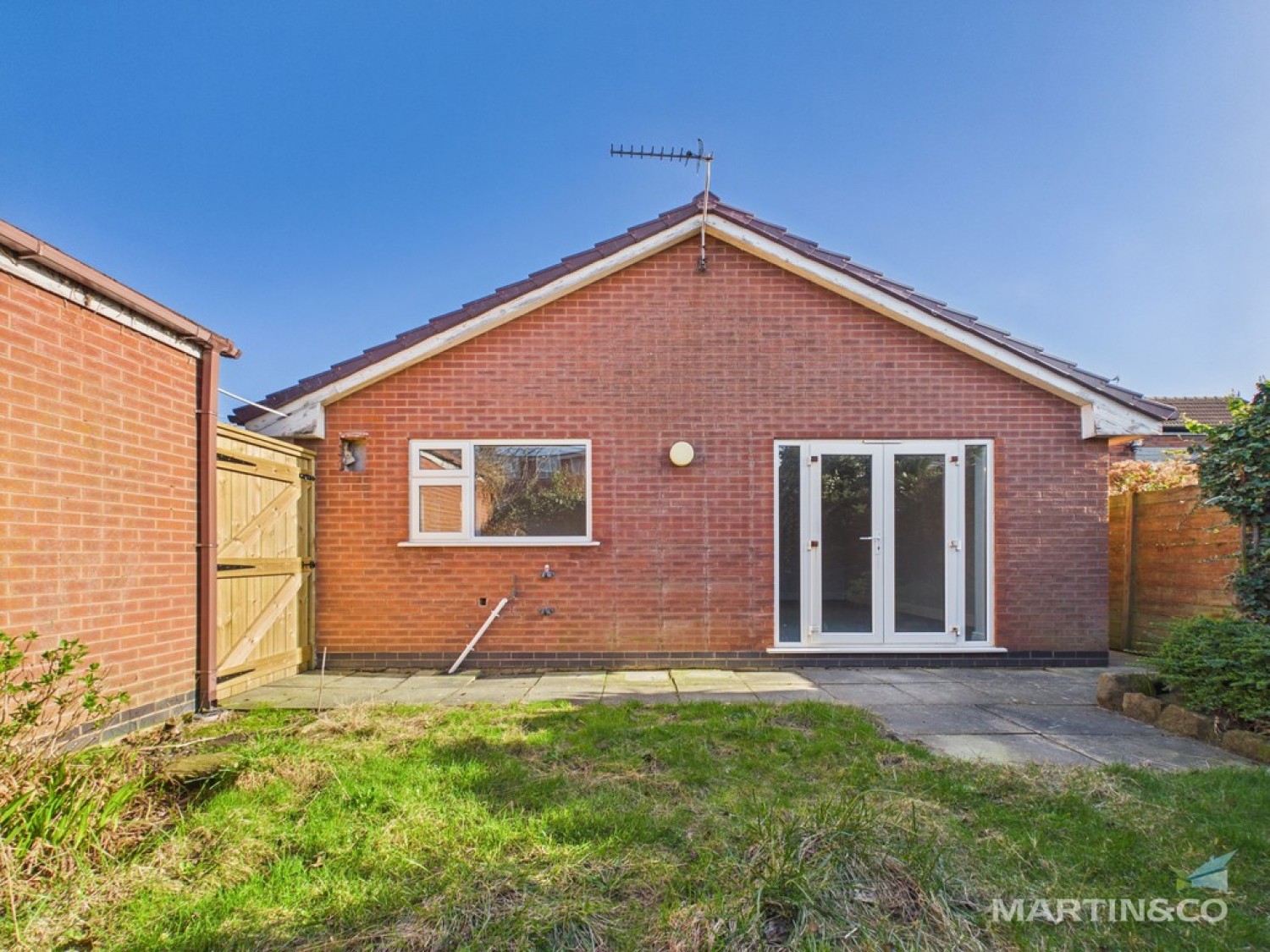 2 bedroom Bungalow for Letting Willaston Road, Moreton, Wirral