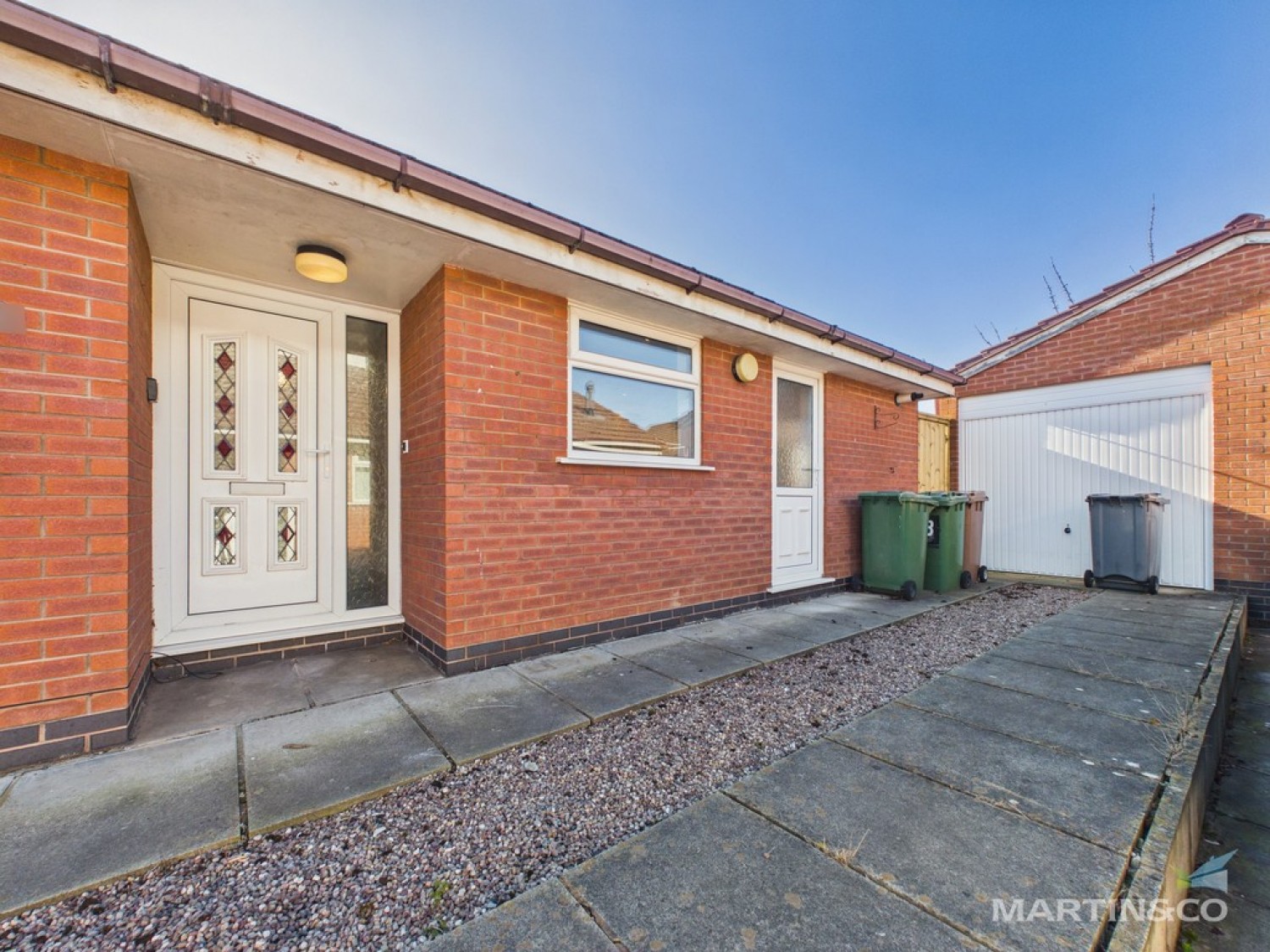 2 bedroom Bungalow for Letting Willaston Road, Moreton, Wirral