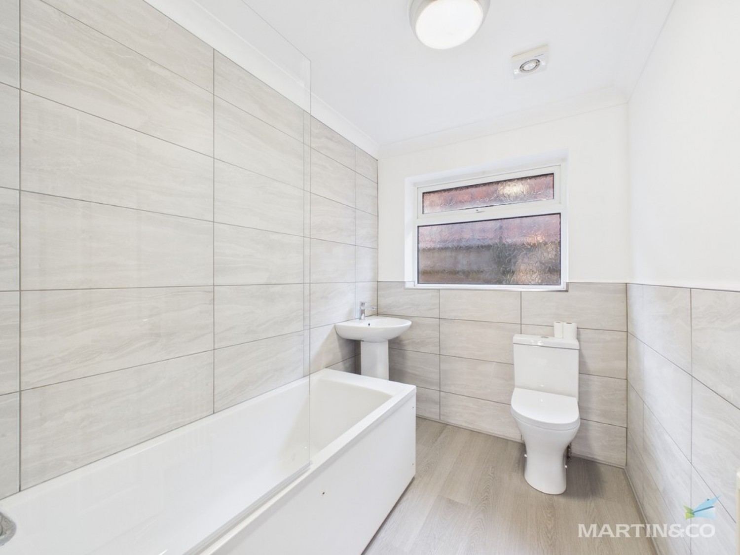 2 bedroom Bungalow for Letting Willaston Road, Moreton, Wirral